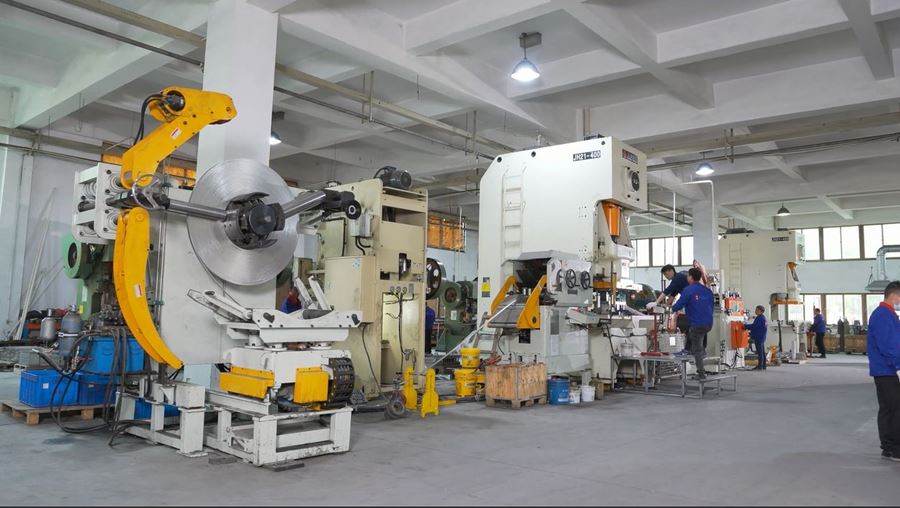 workshop of solar mounting clamps