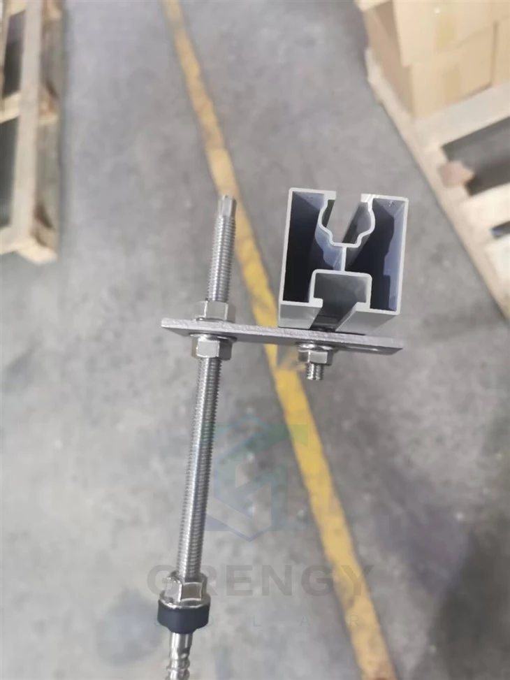 Hanger Bolt Roof Mounting System